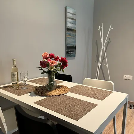 Urban Breeze Aparment 1