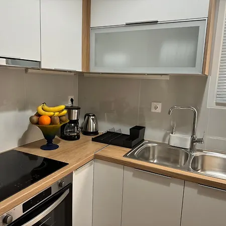 Urban Breeze Aparment 1 Apartment *