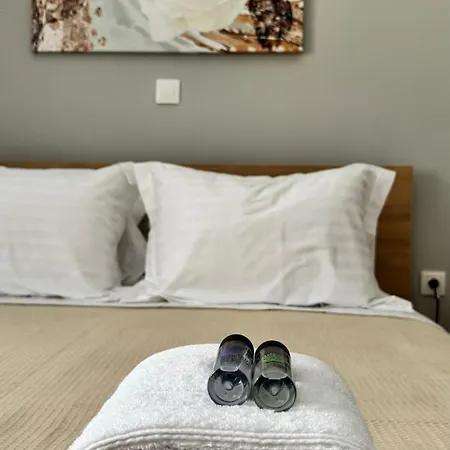 Urban Breeze Aparment 1 Apartment *