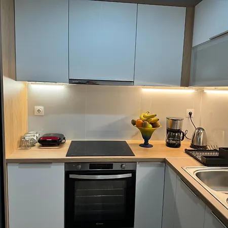 Urban Breeze Aparment 1 Apartment