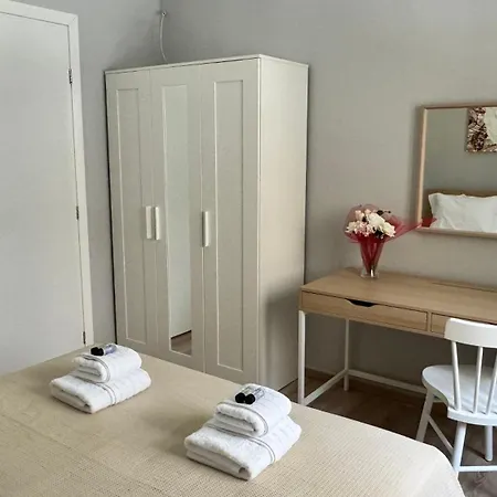 Urban Breeze Aparment 1 *