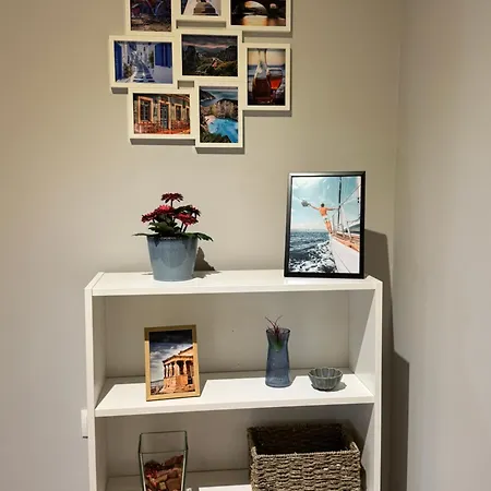 Urban Breeze Aparment 1 *